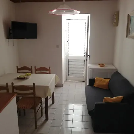Apartment Stone House, Beautiful View Of Historic Old Town. *